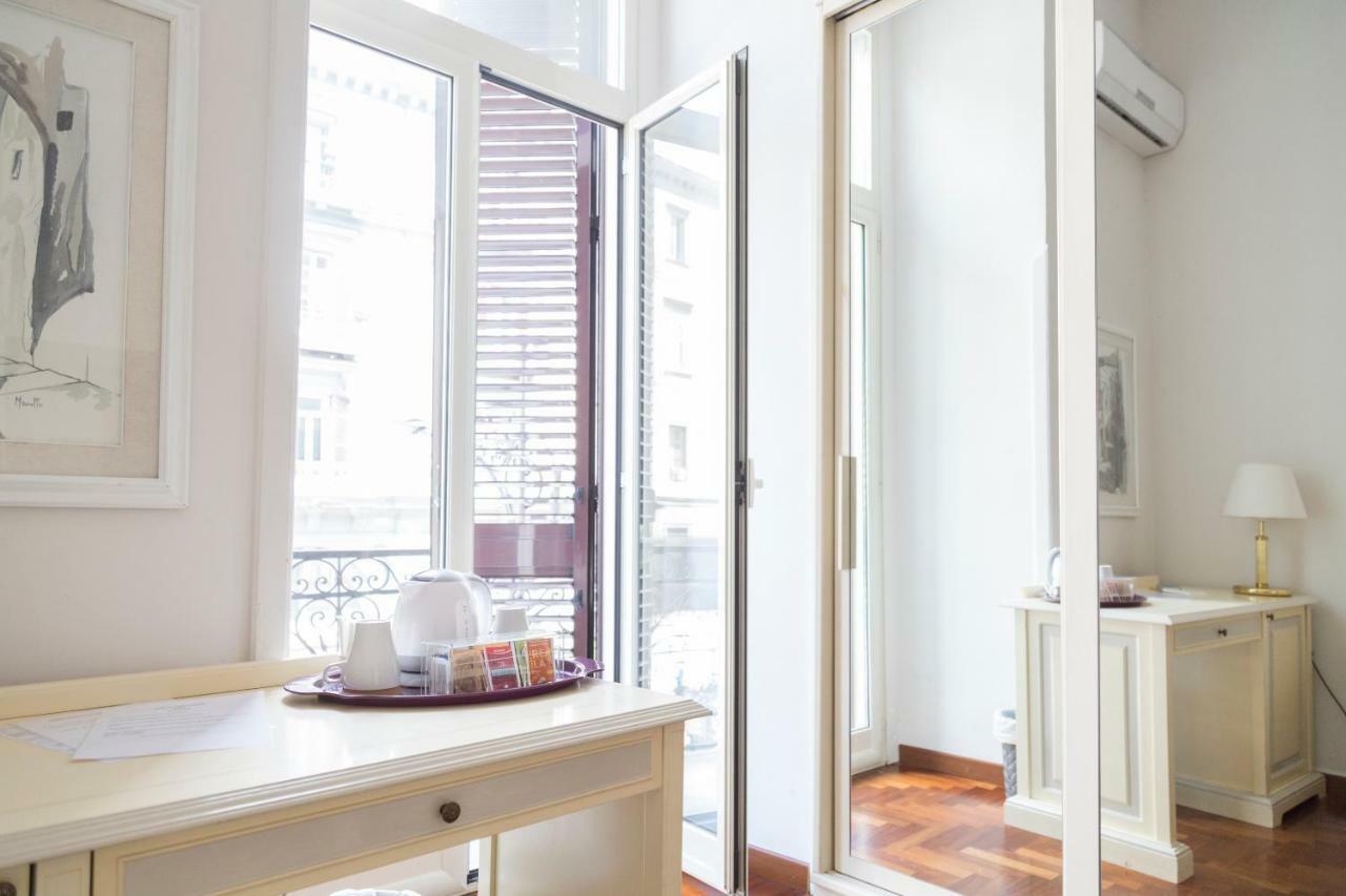 Bianchi Mediterranei B&B Napoli Dış mekan fotoğraf